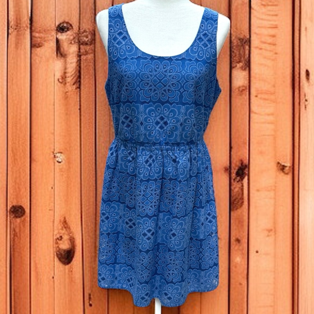 Elle women’s L large mandala print sleeveless lined dress with lace overlay
